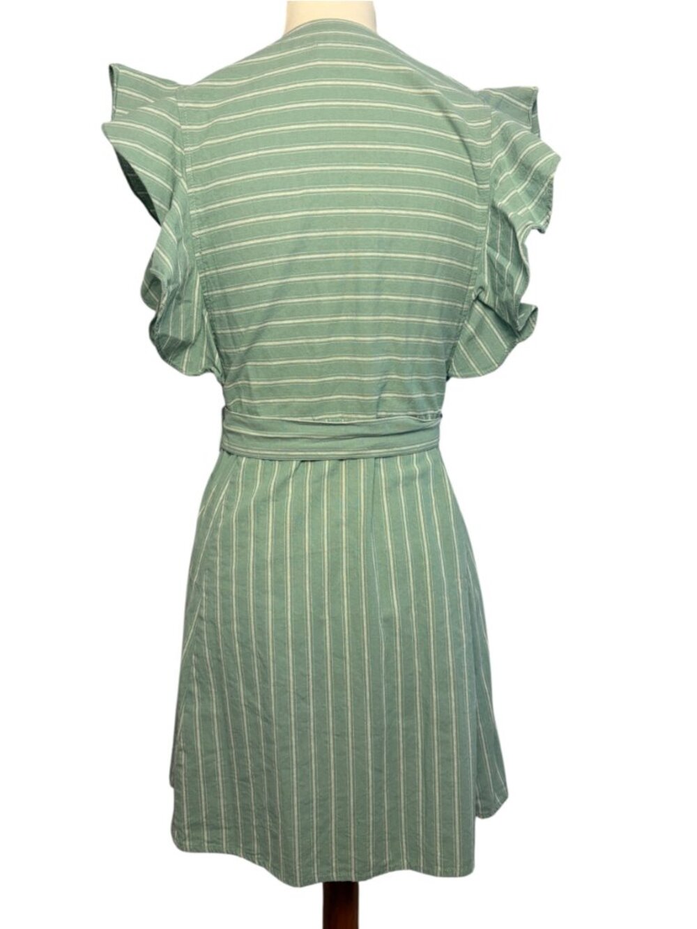 Storia Sage Green Vertical Stripe Flutter Sleeve Plunging V-Neck Dress M - Picture 4 of 6